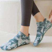 Load image into Gallery viewer, Breathable Tie-Dye Yoga Socks